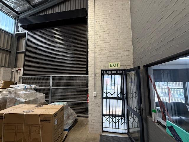 To Let Commercial Property for Rent in Sidwell Eastern Cape